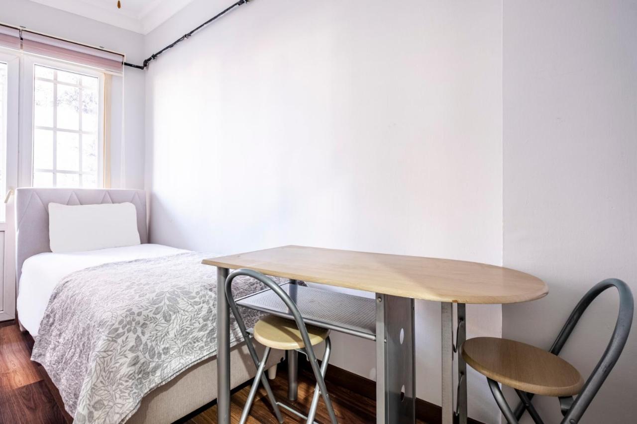 Ferienwohnung Sleek Flat 50 M To Bull Statue In Kadikoy Istanbul Exterior foto
